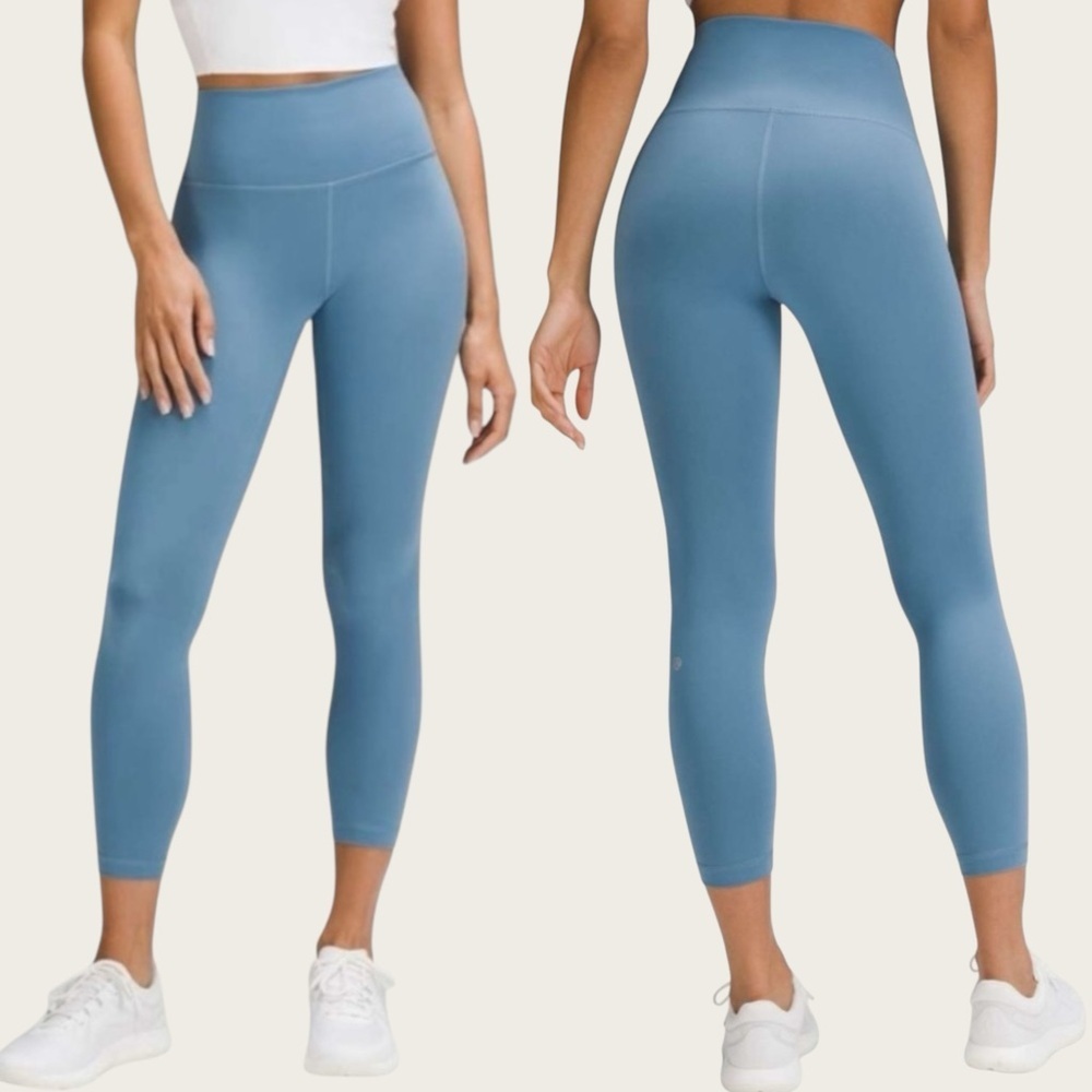 Lululemon Wunder Train High-Rise Tight 25"
Utility Blue Size 14 NEW